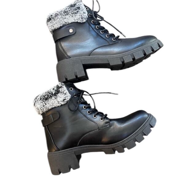 NWOT Women’s Wanted Quicksand Combat Bootie – Sz 9 - Picture 6 of 7